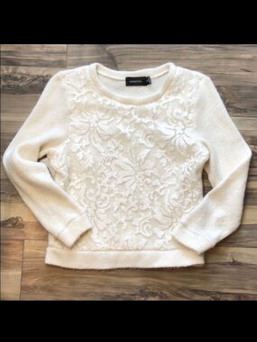 MINKPINK White Wool‑Blend Knit Sweater – Lace Front Detail Pullover | Size XS